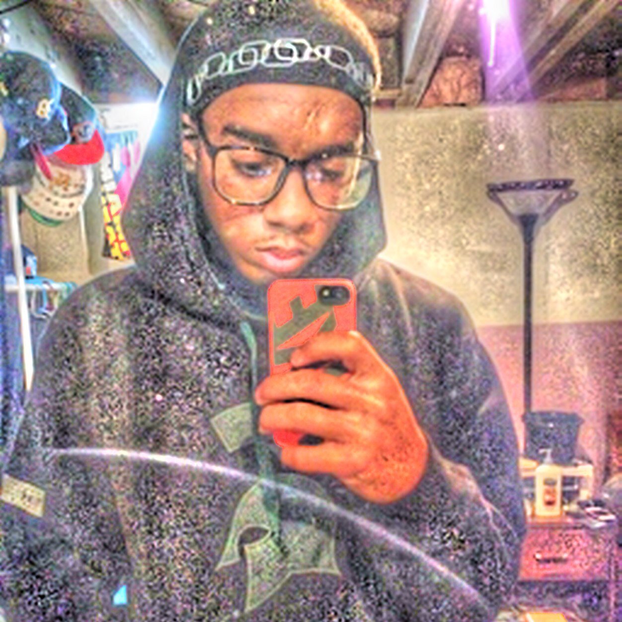 Aye follow yo boi and ill follow bck