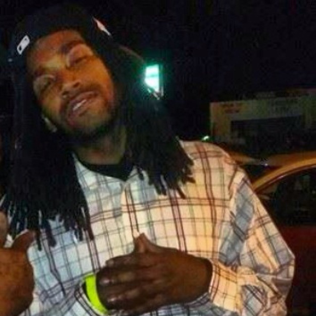 #teamiphone #365heavygrindgang, #teamdreadhead, #teamcowboys, #teamcrownroyal,#teambulls,#teamtarheels, shit Jus follow me ill lead da way!