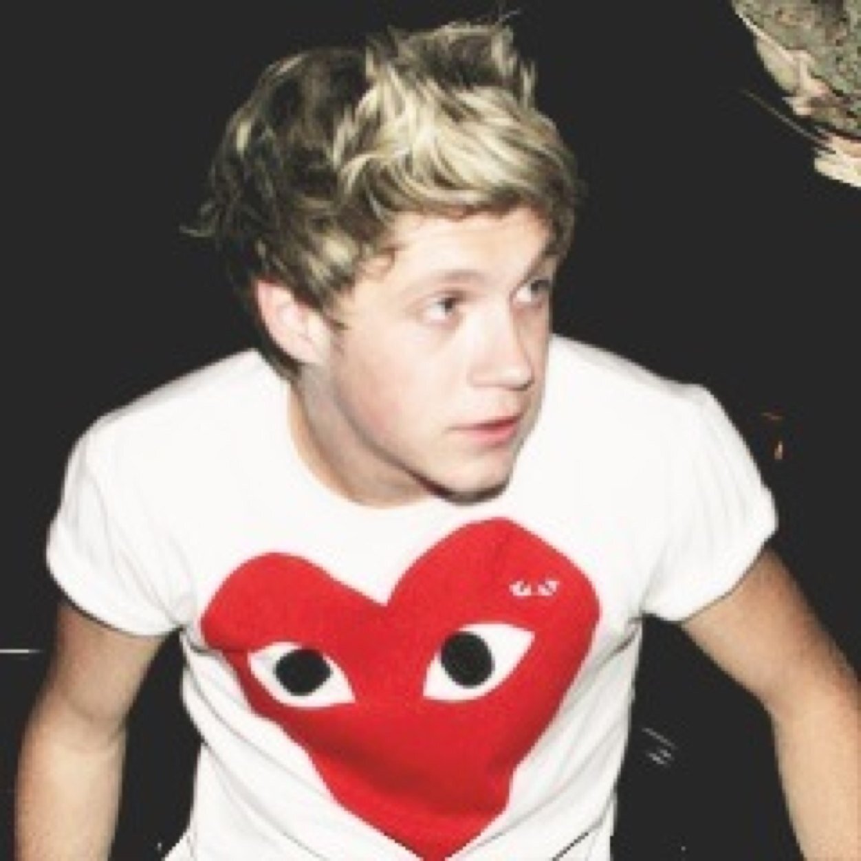 HI ! I JUST GAVE YOU A FREE FOLLOW SO IF YOU COULD GO FOLLOW @FLXPPYHARRY THAT WOULD BE PERF. TYSM FOR READING !