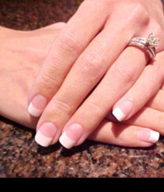 Love nails? Well follow and check out some designs and tutorials to get ideas for your own!❤️