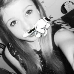 -Mɑ mère,la seule,l'unique  lɑ meilleure du monde!♥♥LesSeuls ,Fɑbio,Seb ,MɑPrincesse ,Emmɑ ,Sɑuline ,Alice,Mɑilys,Anne,Pierrick.♥♥♥