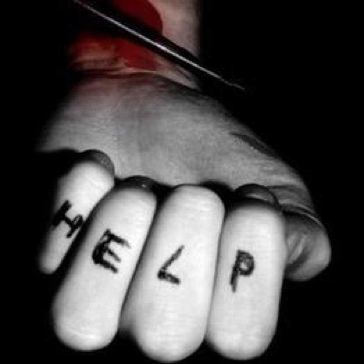 Hey, If you ever want to talk just dm me. Stay strong ily all