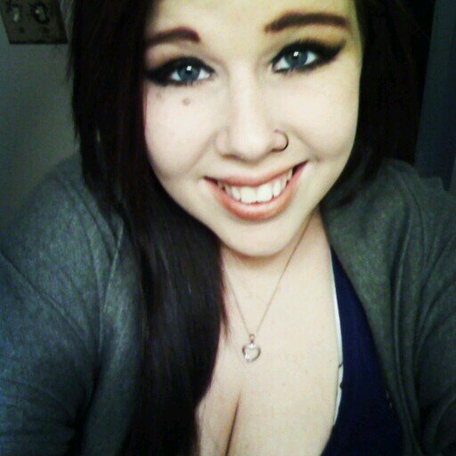 sarakat182's profile picture. hey im sara im 18 yrs young, my bf is my entire life and without him i am nothing. i eat, sleep and smoke weed more than i probably should