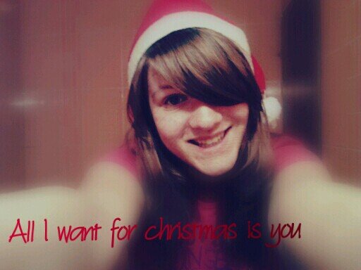 Hii :D 
I'm from Croatia.
I'm 14 years old and I'm crazy about One Direction,Little Mix,Ed Sheeran and Imagine Dragons 3
