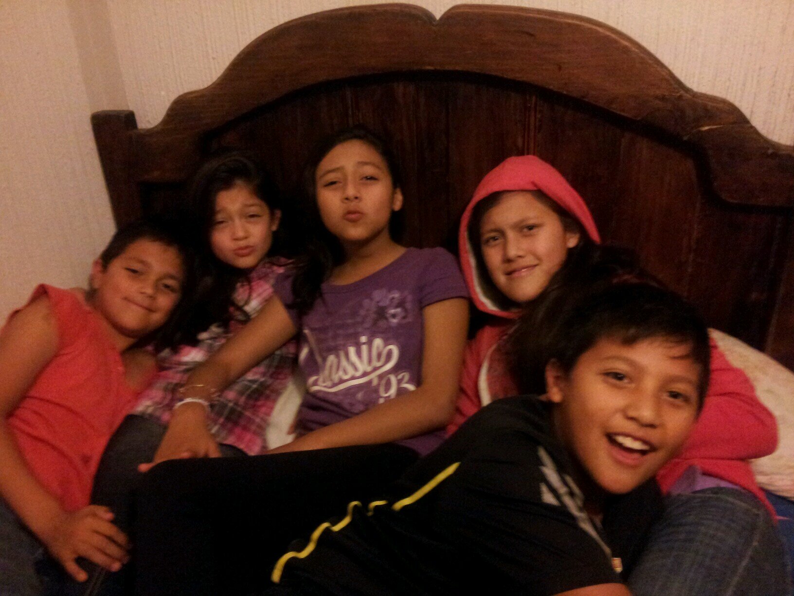 losbillus's profile picture. Dedicados a hacer reir, hacemos videos en YouTube la generación mas pequeña del Internet.