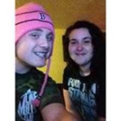 RobIsHomesick's profile picture. XII.XVIII.MMXIII @ilyanakokernut #duckhater  17. New England. I'm Not Useless I'm Just The King Of Excuses.