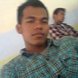 mahasiswa jurusan bahasa arab, IAIN STS Jambi, murabbi di pondok pesantren Al-Jauharenز