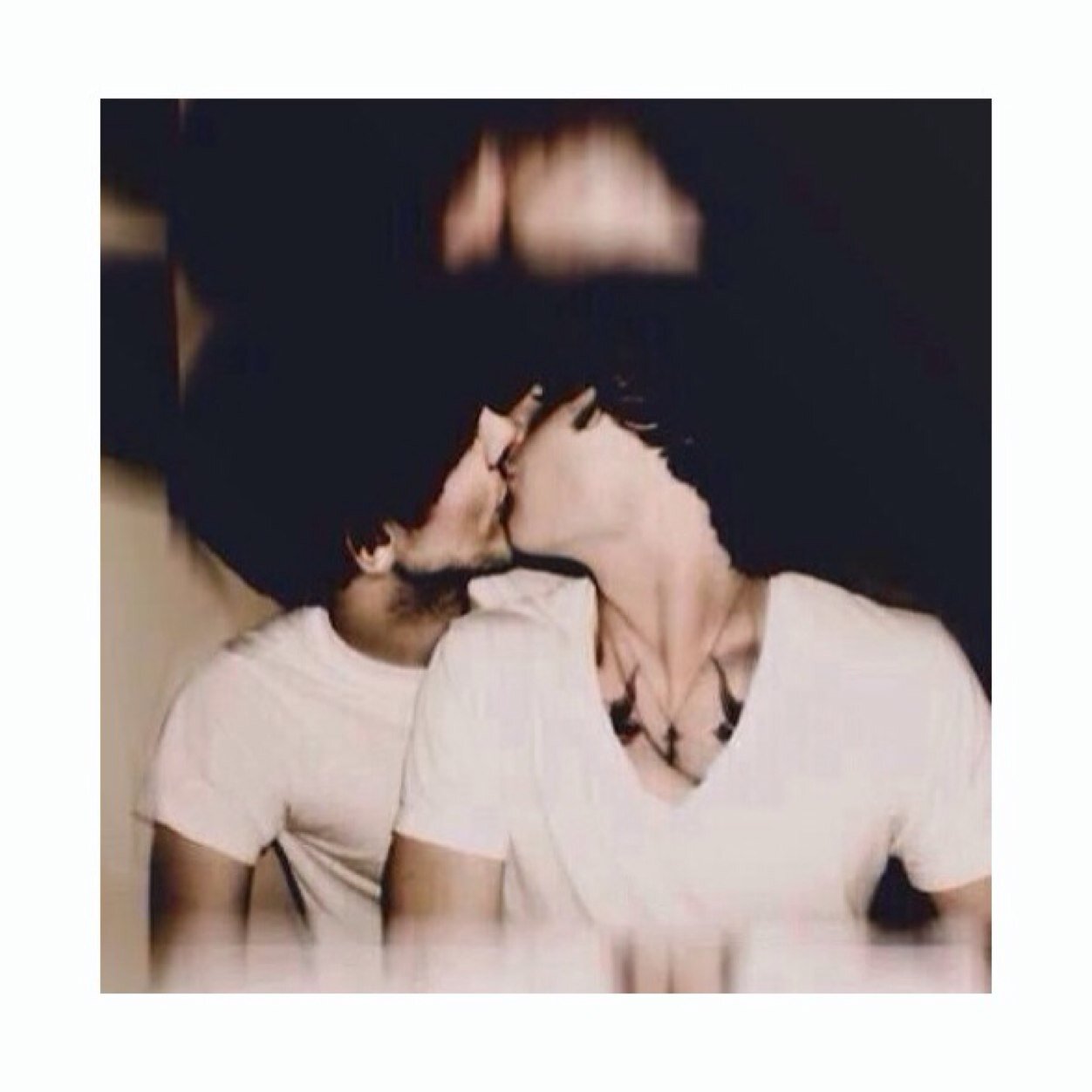 @paleblouharry