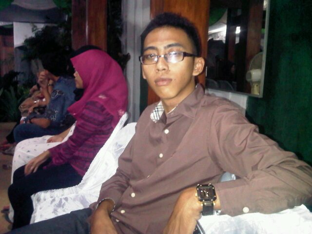 ridhosasha's profile picture. 