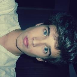 pegalaembaixo's profile picture. ♡ 29\12\13  ♡ hp 1d twd multifandom @darylputo @movemyhoran chupei as duas -  21cm