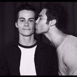I ship Sterek so hard I'm getting seasick. This account is dedicated to a beautiful show called Teen Wolf, and everyone apart of it. Header: @werelinski