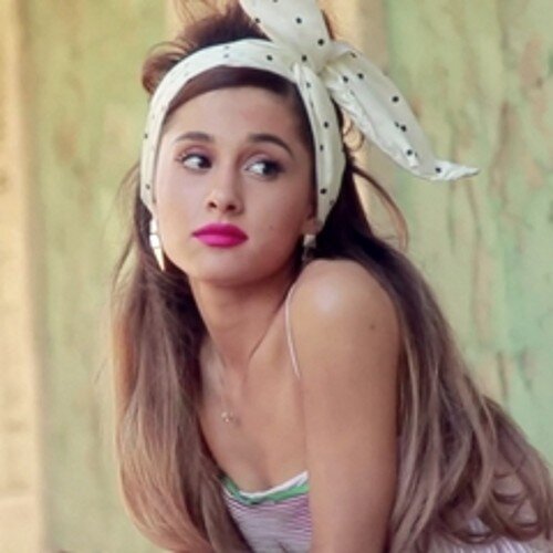 ariana me seguiu dia 7 de maio de 2013 ♥