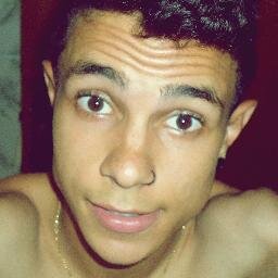 Pazzini_Anthony's profile picture. O segredo do sucesso é positividade, paciência, persistência e fé em DEUS!
http://t.co/qbjdX1glLT