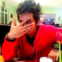 Student of Media & Public Relations at BCU also a DotA geek pwning noobs in my free time.