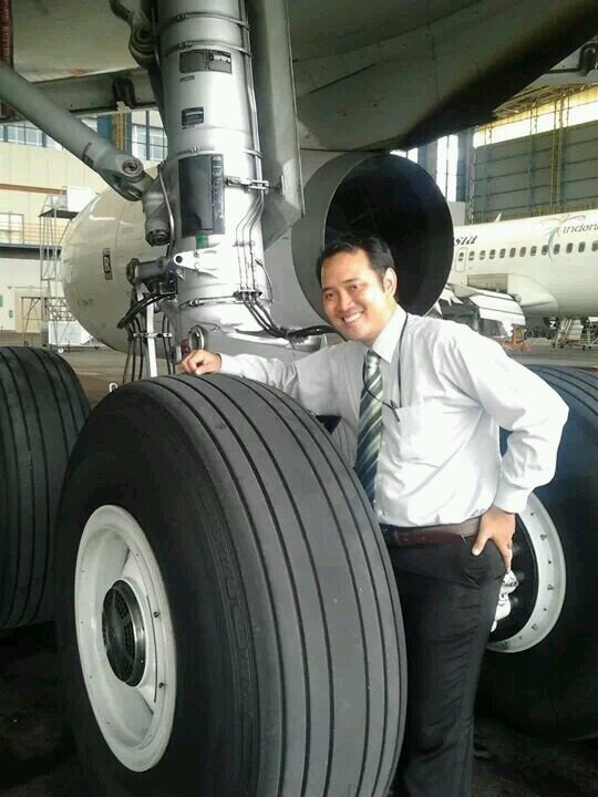 dito_baskoro's profile picture. I'm traveler/tourism lecture/love galih and bisma