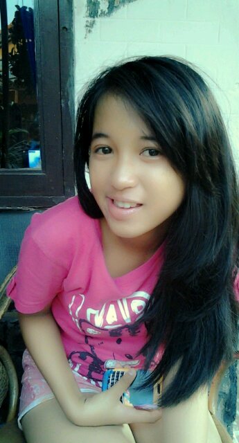 school in Netima ;) ||Grade 7D ;;) | Birthday 3 oktober \=D/ | follow me? mensyen ajee :D