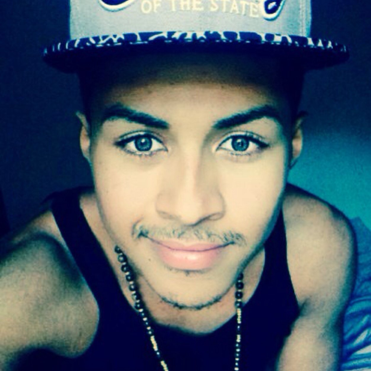 Hello my name is Michael schäfer, 18 years! I'm german ....