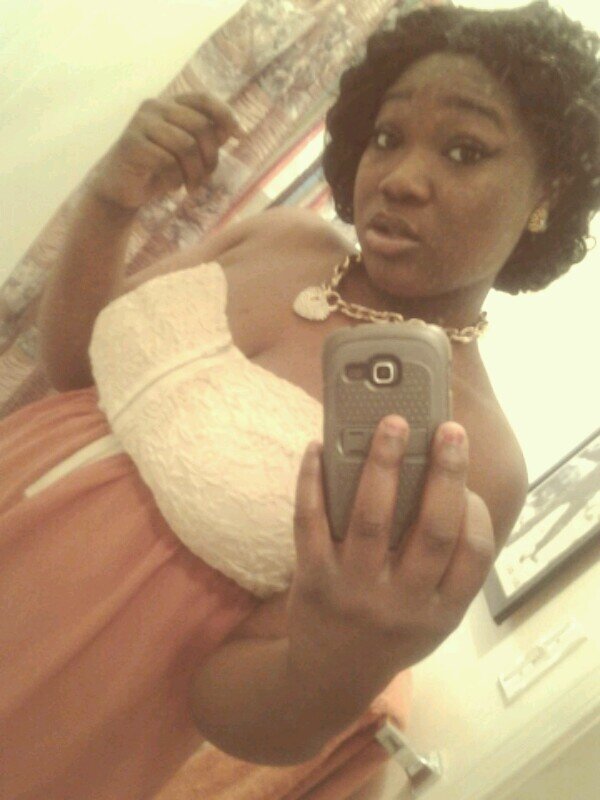 , Just A Chilll Ass Girl .. Living Day By Day ! | SINGLE | I Could Care Less BOUT What The Next Mfn Talking Bout lbs | I Lovvve You ♡♥♡
