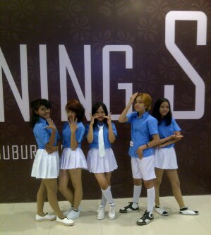Hello! We're Dance Cover of F(x) from @Evo_Entertain. Pls keep support us!^^ | 28-12-2013 our debut♡ | CP: 089652654473