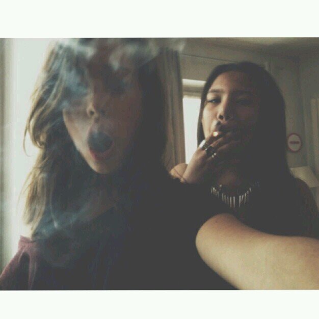 one_candylol's profile picture. fino a quando respireremo la stessa aria e vivremo sotto lo stesso cielo,non saremo mai lontani- THAT'S AMORE | Directioners | girls |❤