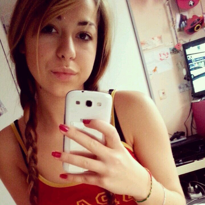 BeccaPika's profile picture. 