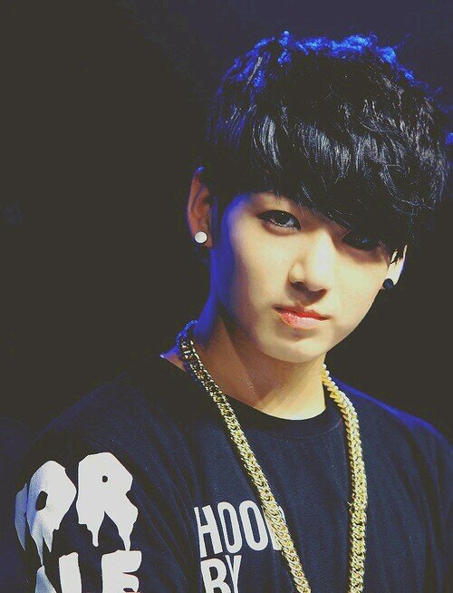ผมจองกุ้กกี้ขี้เหงา มาคุยกันนะครับ~ คนเล็กจากBTS .... My Real [ @BTS_twt] Just bott not real