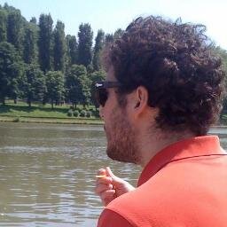 Ex journaliste fait-diversier à La Voix du Nord, désormais de l'autre côté du bar.