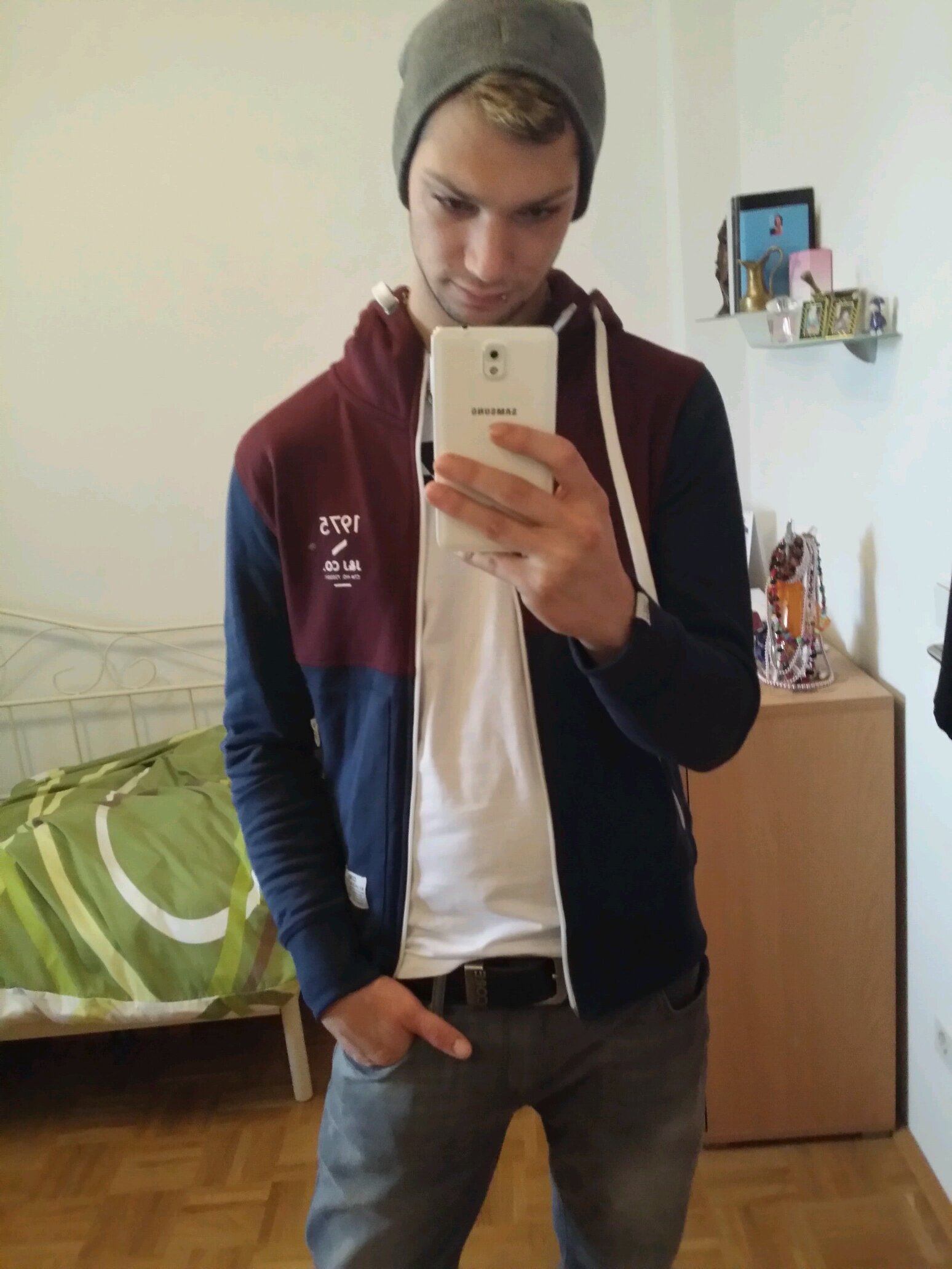 myandroid283's profile picture. 