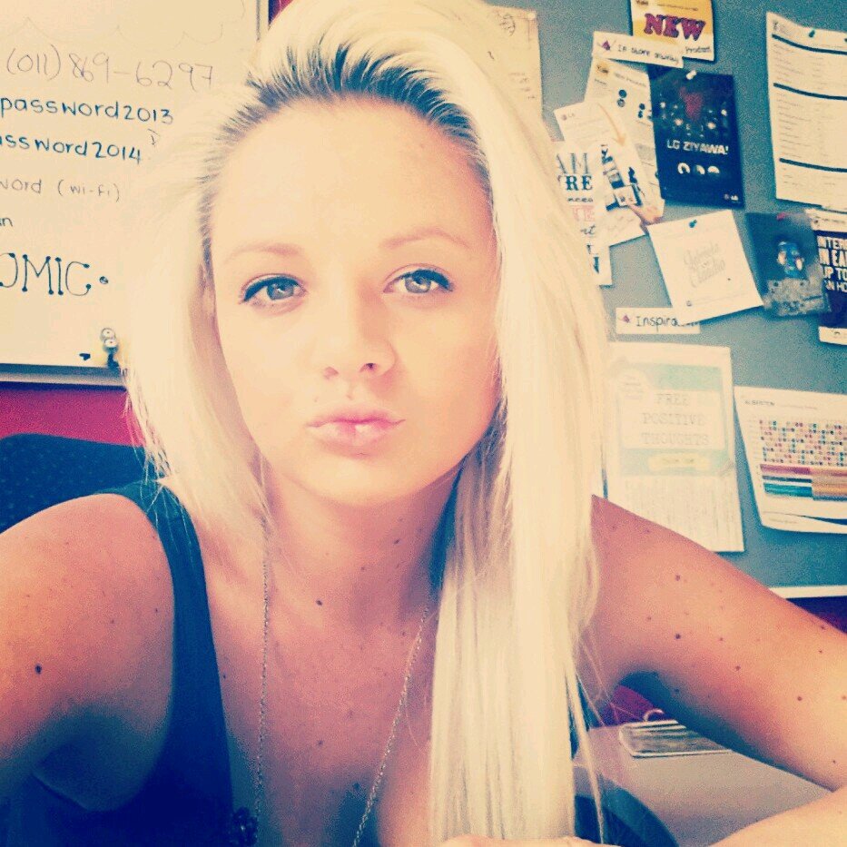 They say life is a gift & I say waking up everyday is an opportunity to live it!