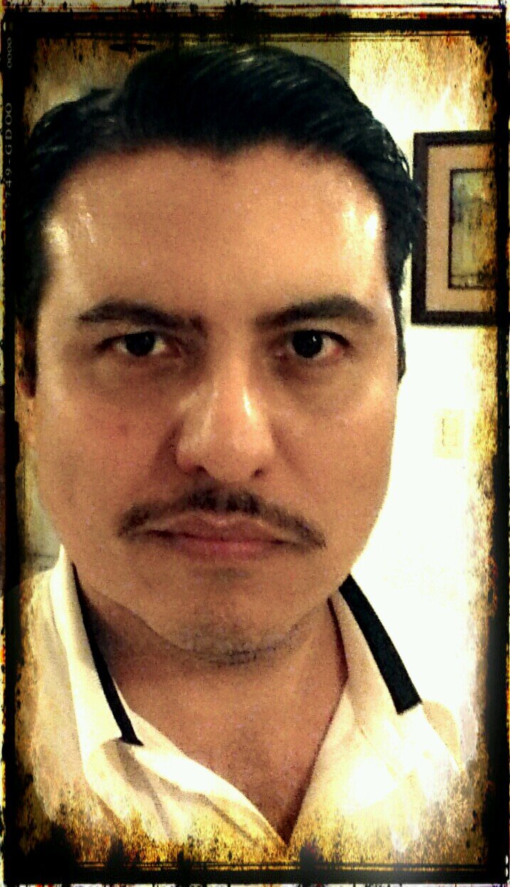 #Oaxaqueño #BinniZáa #Federista #Beatlémano
#PinkFloyd #DeepPurple #LedZeppelin #BlackSabath #Abogado #Empresario