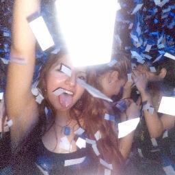 KarenAzarenka's profile picture. HACER FIACA, OUTSIDER