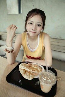 Kpoppers . .16 Years old. . Fans of Army,Baby,Exotic and more. .