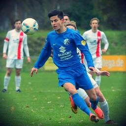 New on Twitter. Follow me, I follow back instantly (if i'm online :) ) Or just follow for some soccer entertainment! ;)