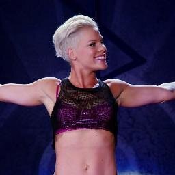 klau14's profile picture. 20, girl , Hungary, P!nk fan, photography lover, animal friend, vegetarian.... :)