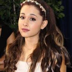 hey there. im isabella. im an arianator. janoskianator. belieber. I also love TVD so im also a Tvder.. met justin on the 21.2.13. Fuck da haters. yall beautiful