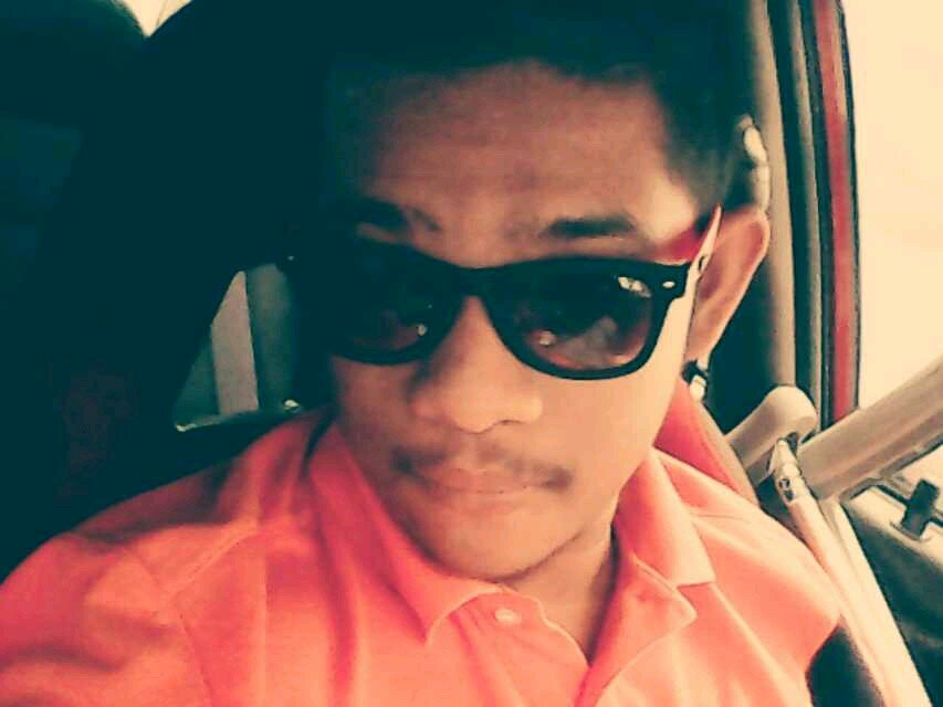 you thing about love just thing abou your live fist