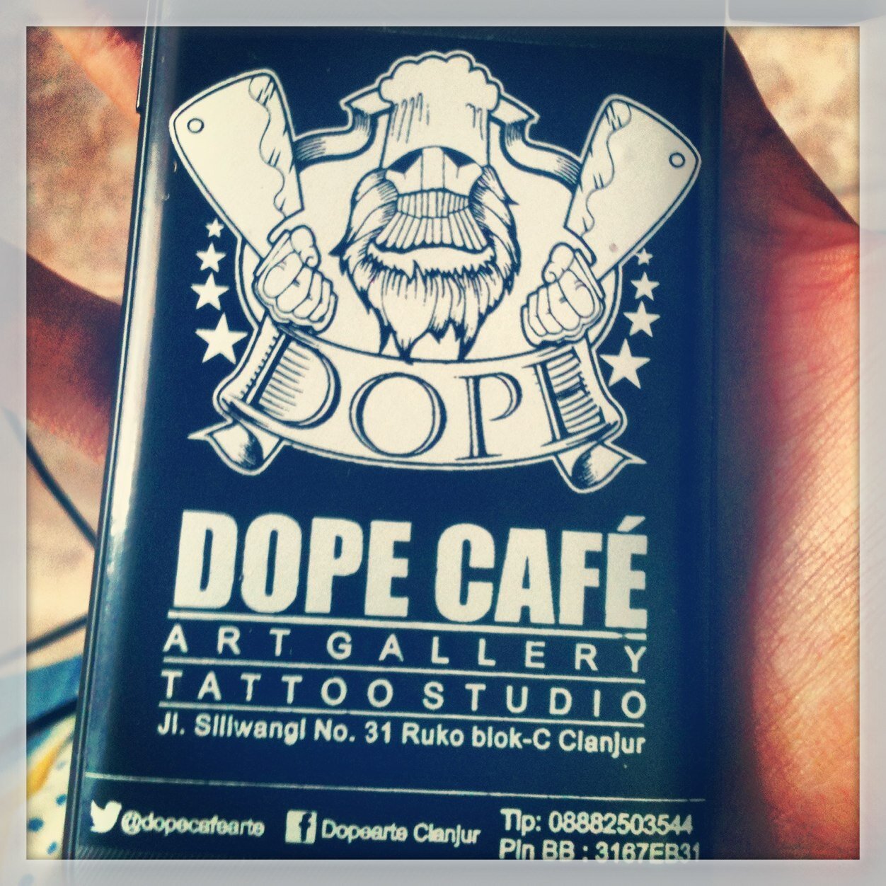 eat,fun,enjoy and making tattoo @dopecafearte Jl. Siliwangi 31 blok c cianjur