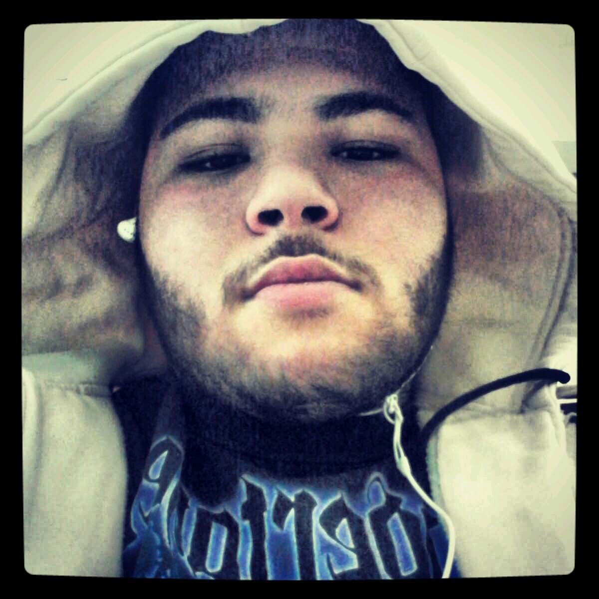 im a 20 year live in philly n im a pro wrestler in training