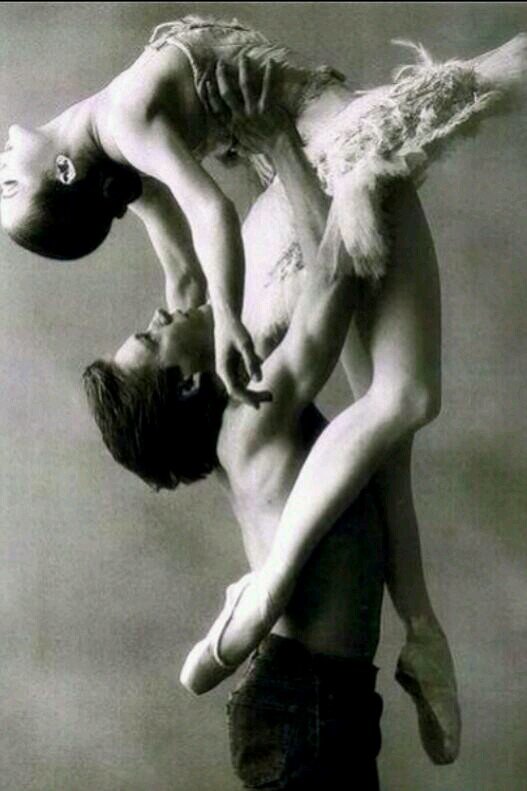 tweeting you the thoughts of dancers everywhere