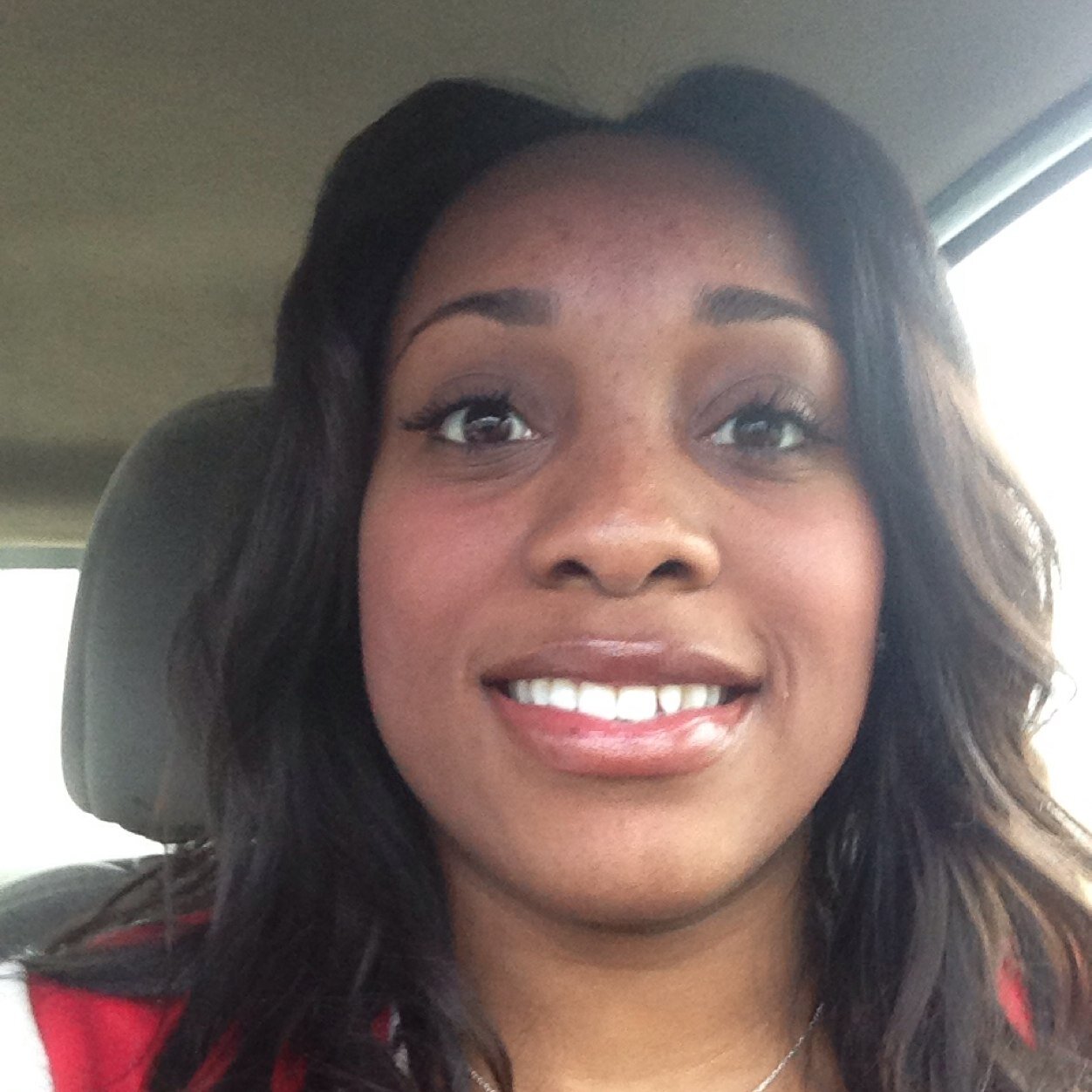 1TiffanyB24's profile picture. 