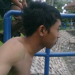 Iyunk_Tossa's profile picture. Mulai beraktivitas dari jam 10.00 sampai semua orang tak sadar lagi ,,, butuh beberapa menit untuk mengistrhatkan badan..