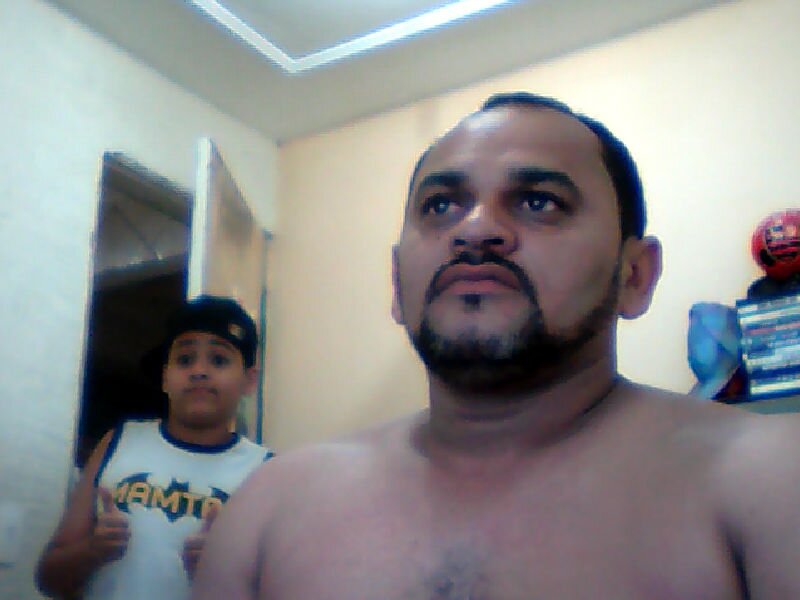 A vida me ensinou  a nunca desiste...