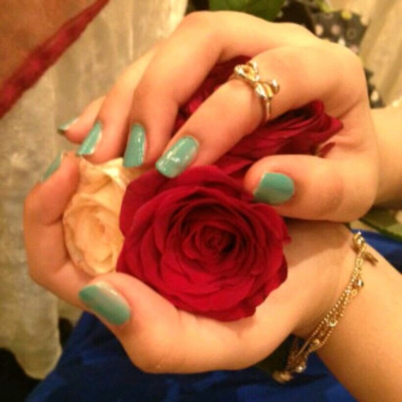‏‏‏‏‏اللهم ارحم من اشتاقت لهم أنفسنا وهم تحت الترااااااب.                                     الخاص مهمل