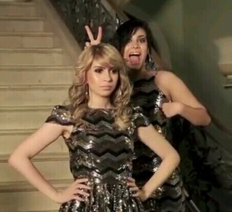 Since 10/08/2013.  1° FC Das Girls em Fortaleza.   
Seguido pela Bruna e pela Jennifer ♥