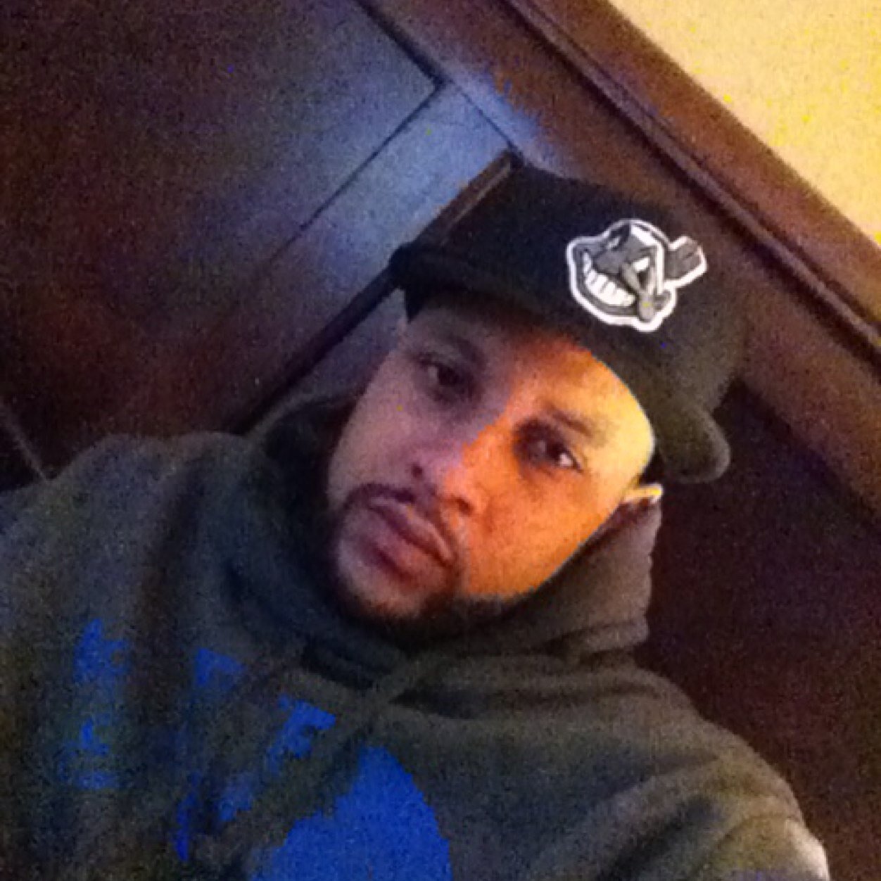 blu614boss's profile picture. Bitch rack me out