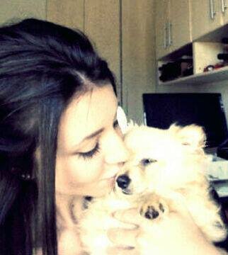 ClaudiavdenBerg's profile picture. 