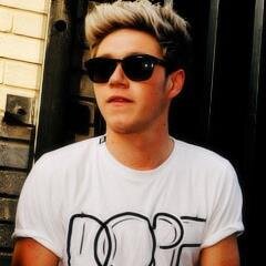 free follow but you can follow @somerhran if you want