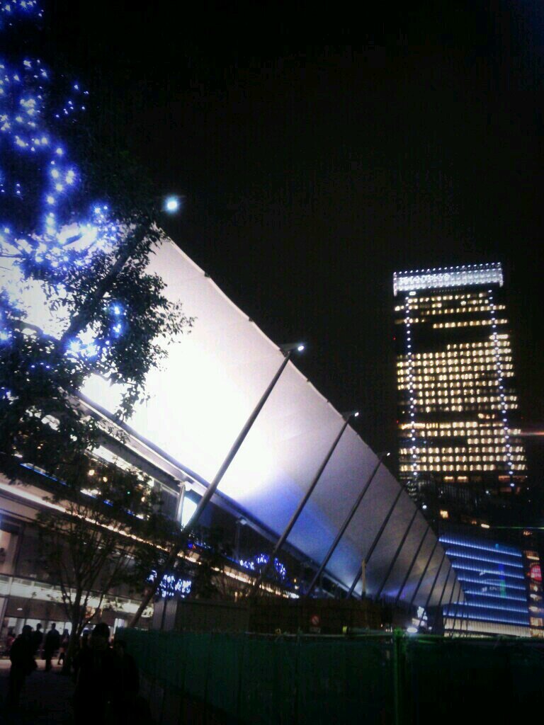 都市とかビルとか旅とかが好きだけど旅は辛い