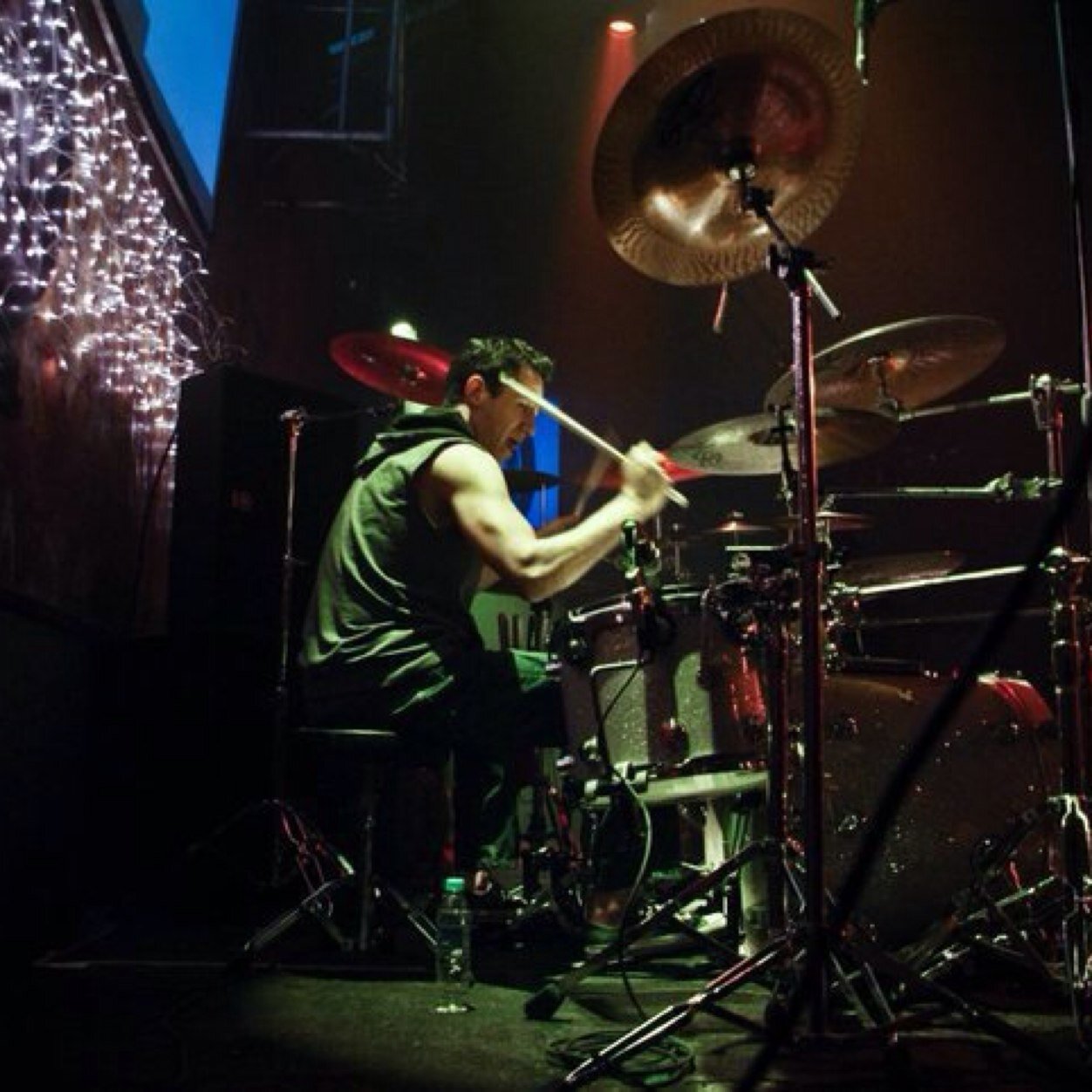 Fans de @ArturoHuitron el mejor baterista del mundo!