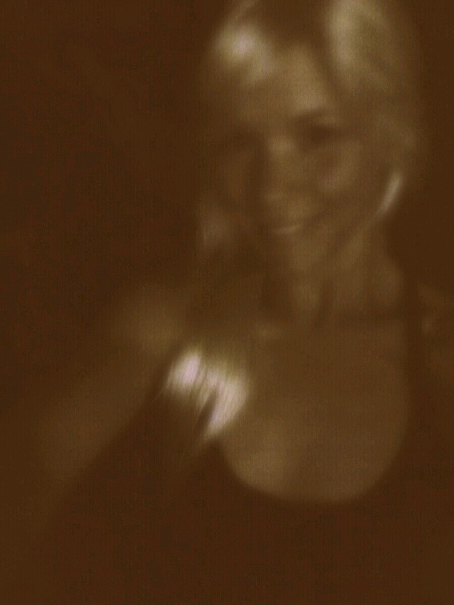 GardenGirlSarah's profile picture. 